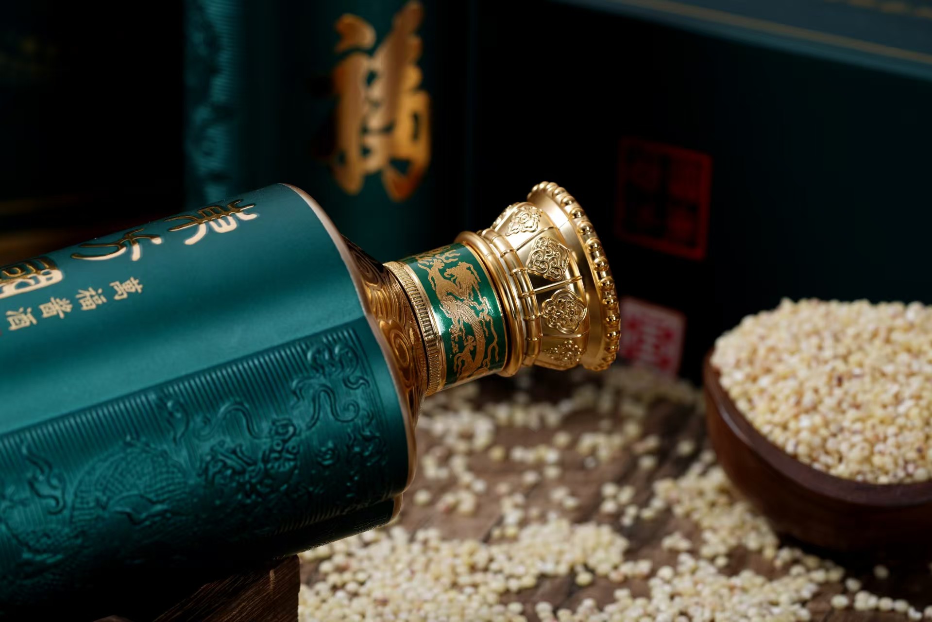 白酒系列产品拍摄 | 瓶身工艺与场景氛围全展示
